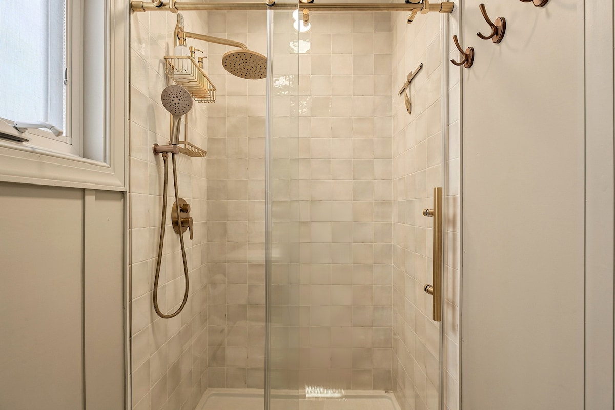 Tiled walk-in shower